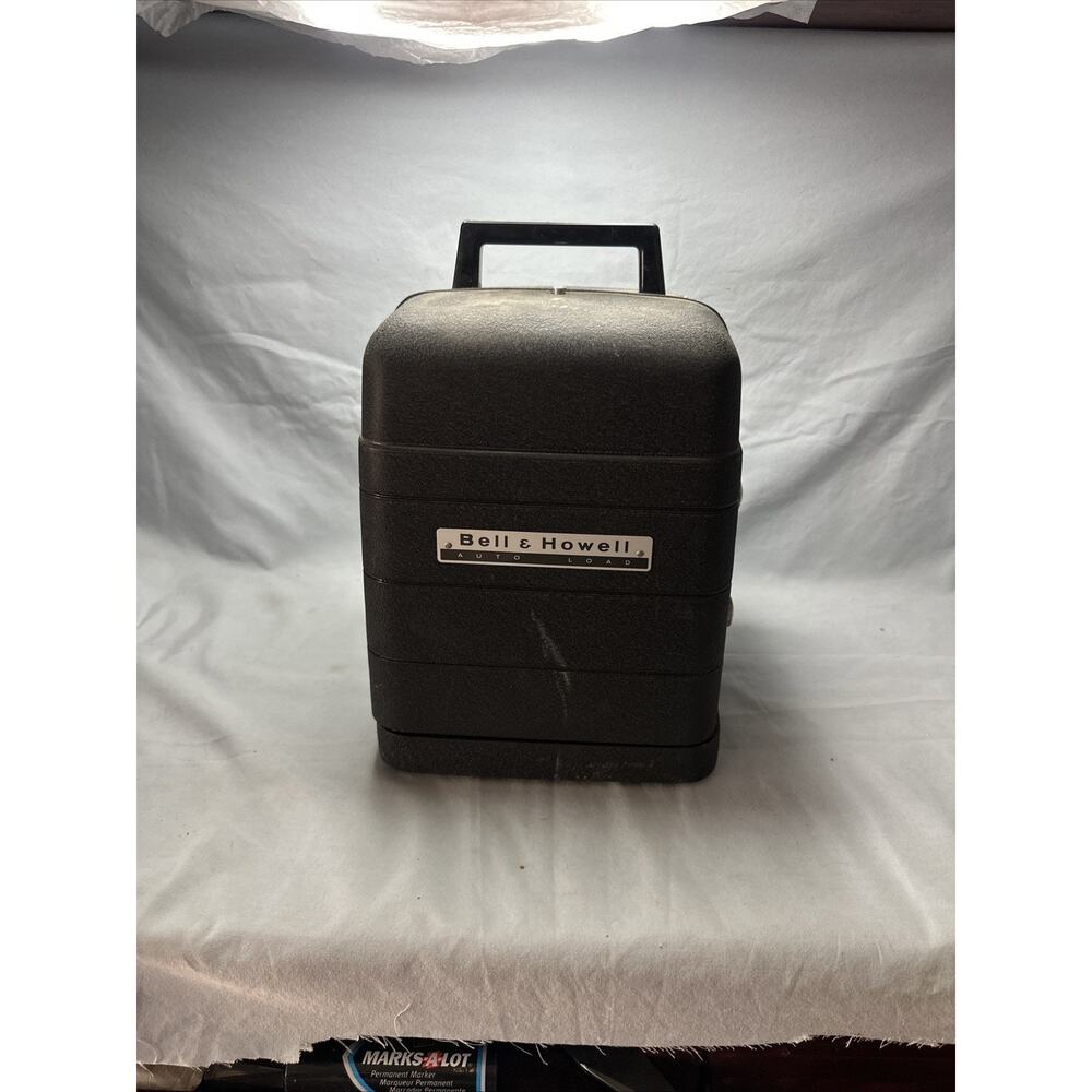VTG Bell & Howell Model 256 8mm Automatic Threading Movie Projector - Working